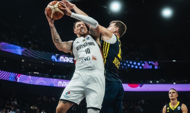 表现不俗！前快船内线老将在德国队依然是可靠的先发中锋？